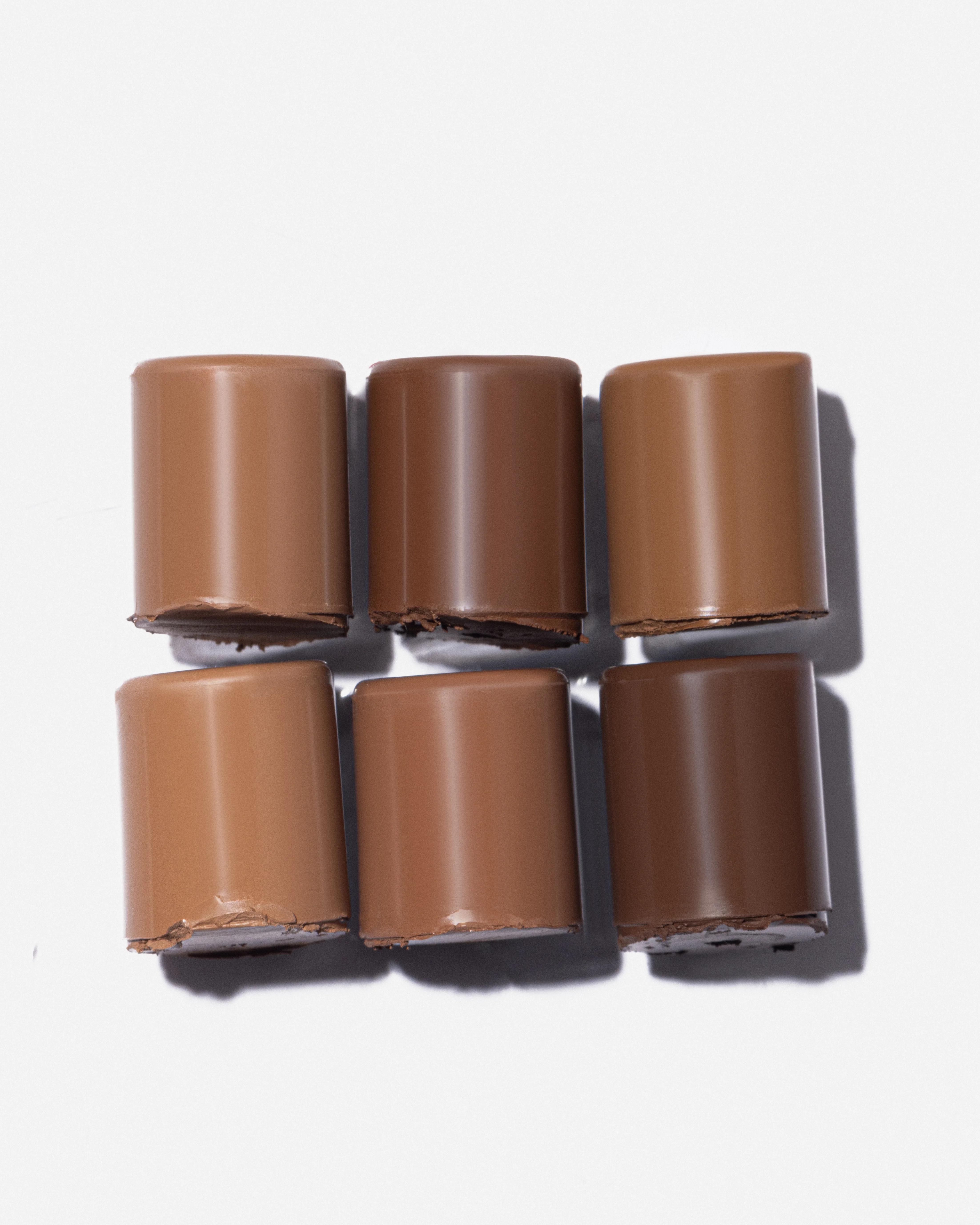 Flawless Stay Contour Sticks - Image 4