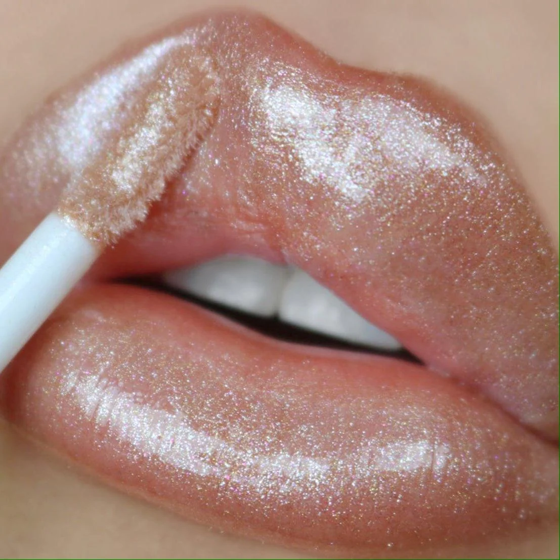 Ultra Dazzle Lipgloss - Image 13