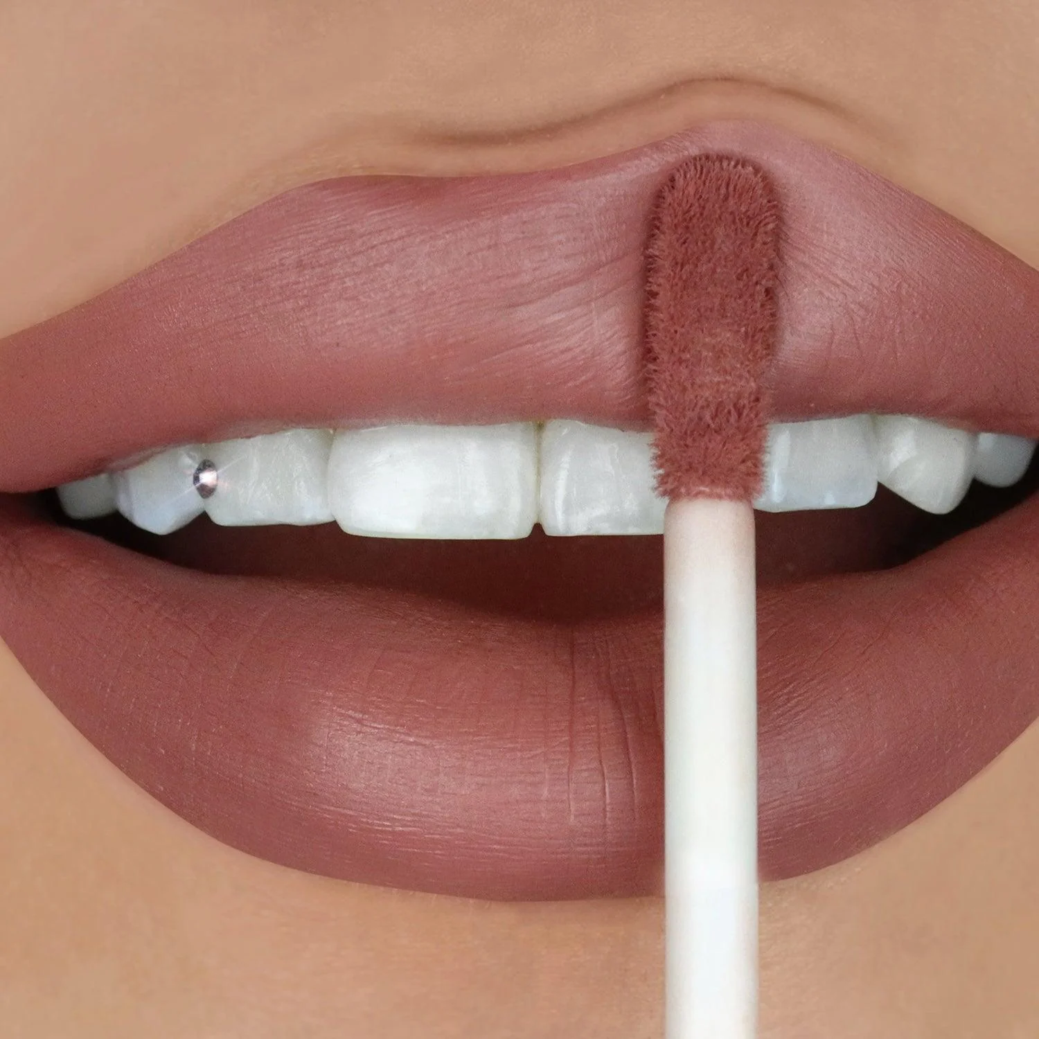Velvet Stay Liquid Lipstick - Image 12
